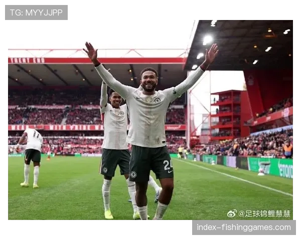 切尔西官方：主力边卫里斯·詹姆斯恢复合练，有望周末复出